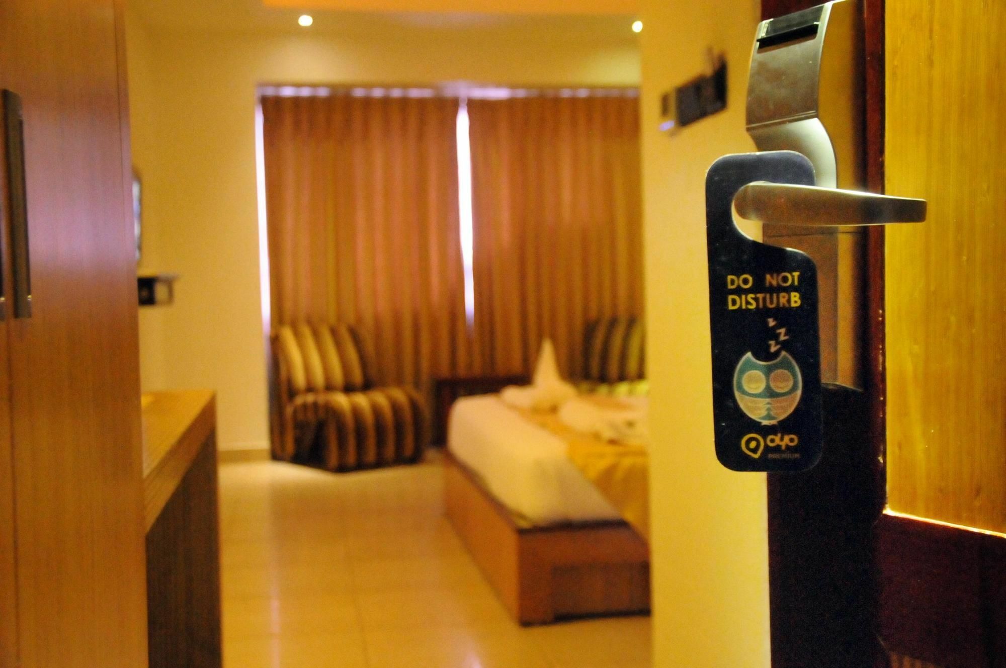 The Castello Residency Hotel Coimbatore Bagian luar foto